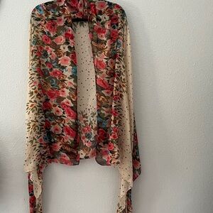 Floral Border Long Wrap/Scarf/ cover-up in Cream,Red & Pink
100% Viscose